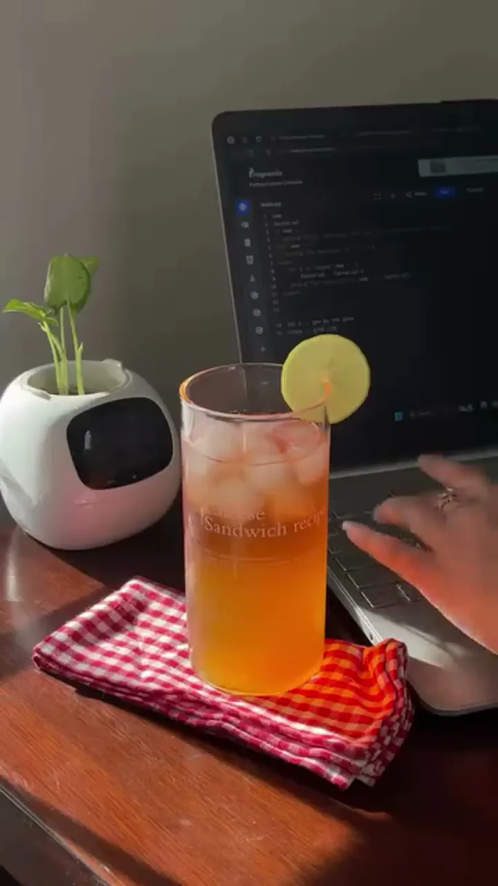 Creator reel by @guppymoms
