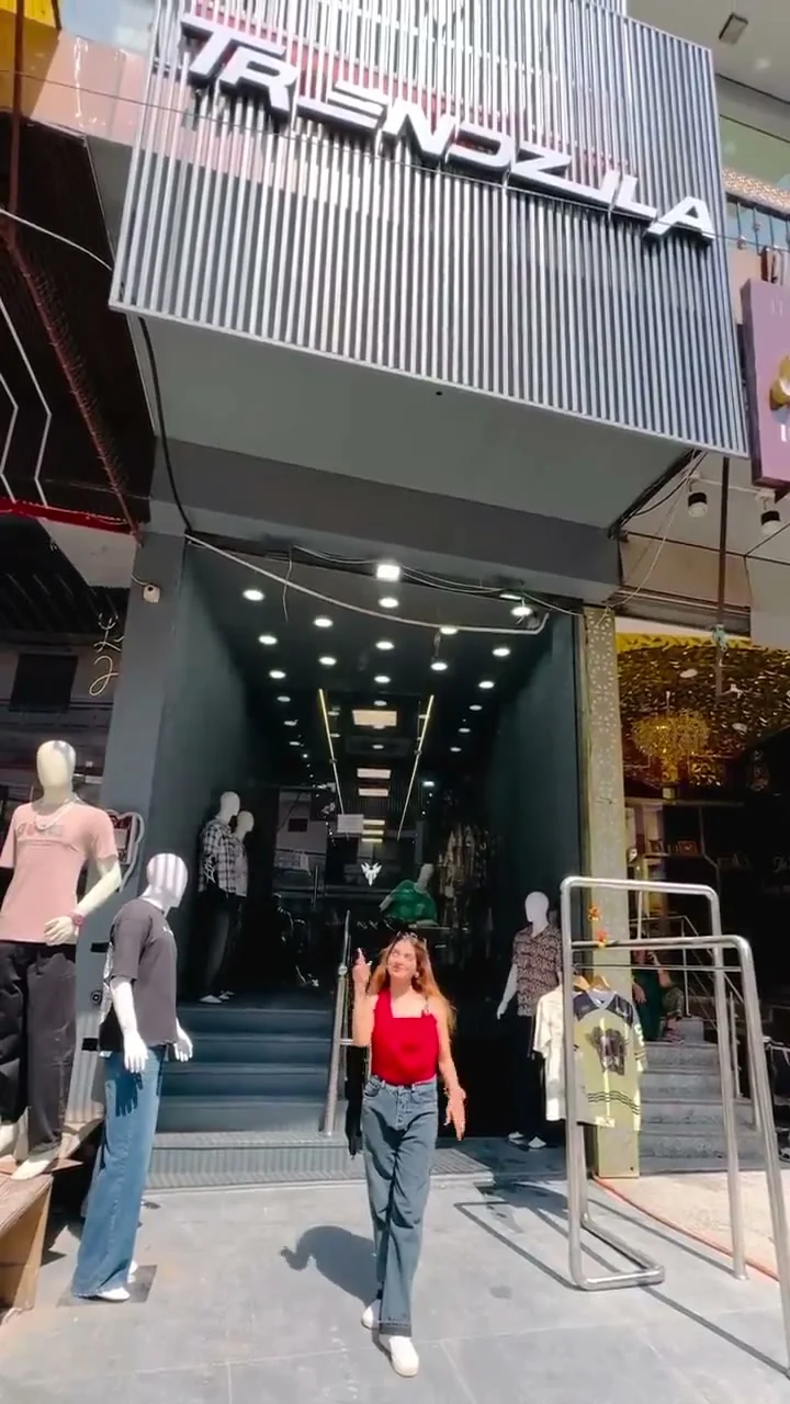 Creator reel by @trendzila.fashion